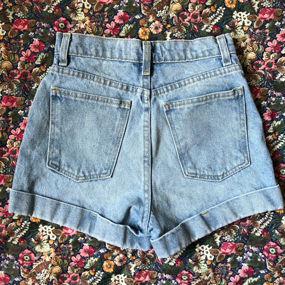 American Apparel Classic The High-Waisted Cuff Short Light Blue Denim Shorts - Picture 2 of 7